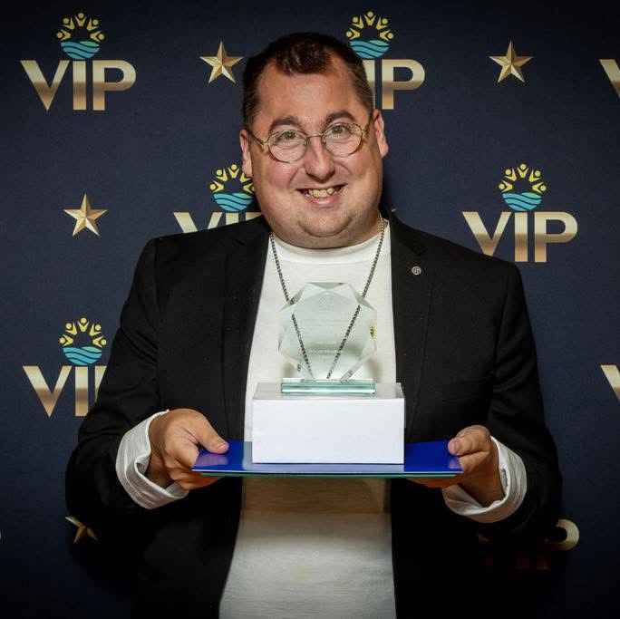Travis Richards at a conference